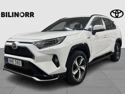 Vit Begagnad 2021 Toyota RAV4 Hybrid Edition SUV | 399 900 kr (Marknadspris)