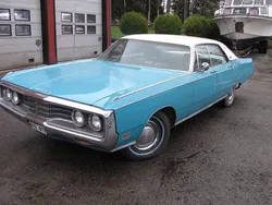 Ljusblå Begagnad 1969 Chrysler New Yorker Sedan | 100 000 kr