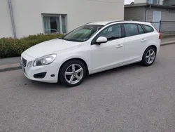 Vit Begagnad 2012 Volvo V60 Kinetic Kombi | 77 000 kr (Superpris)