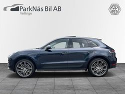 Mörkblå (night blue metallic) Begagnad 2019 Porsche Macan S SUV | 579 900 kr (Dyr)