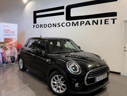 Svart Begagnad 2019 Mini Cooper Pepper Halvkombi | 189 900 kr (Marknadspris)