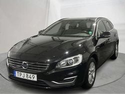 Svart Begagnad 2017 Volvo V60 Business Edition Kombi | 162 000 kr (Marknadspris)