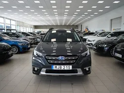 Grå Begagnad 2023 Subaru Outback SUV | 399 900 kr (Marknadspris)