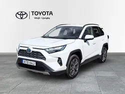 Vit Begagnad 2024 Toyota RAV4 Hybrid Executive SUV | 469 000 kr (Bra pris)
