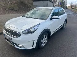 Vit Begagnad 2019 Kia Niro Advance SUV | 119 000 kr (Marknadspris)