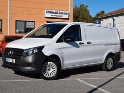 Vit Begagnad 2025 Mercedes Vito Minibuss | 499 900 kr (Lite dyr)