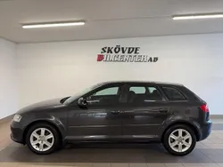 Grå Begagnad 2009 Audi A3 Sportback Attraction Halvkombi | 54 500 kr (Marknadspris)