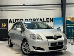 Silver Begagnad 2008 Toyota Auris Halvkombi | 44 900 kr (Marknadspris)