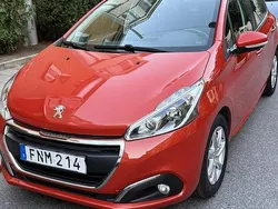 Blå Begagnad 2017 Peugeot 208 Halvkombi | 101 000 kr