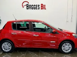 Röd Begagnad 2011 Renault Clio IV Halvkombi | 32 500 kr (Superpris)