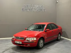 Röd Begagnad 2001 Volvo S40 Sedan | 15 900 kr (Superpris)