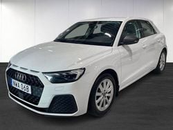 Vit Begagnad 2022 Audi A1 Sportback Proline Halvkombi | 219 000 kr (Marknadspris)