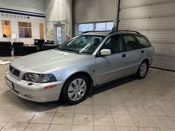 Ljusgrå Begagnad 2003 Volvo V40 Kombi | 14 995 kr (Superpris)
