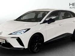 Vit (white) Begagnad 2023 MG MG4 EV Halvkombi | 259 900 kr