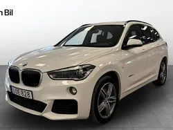 Vit Begagnad 2016 BMW X1 M Sport SUV | 204 900 kr (Marknadspris)