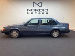 Mörkblå Begagnad 1992 Volvo 940 Sedan | 79 900 kr
