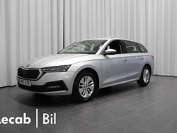 Grå (brilliant silver metallic) Begagnad 2022 Skoda Octavia Kombi | 199 500 kr (Bra pris)