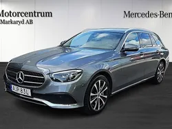 Grå Begagnad 2022 Mercedes E300 Avantgarde Kombi | 338 998 kr (Marknadspris)