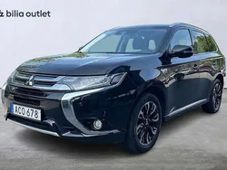 Svart Begagnad 2018 Mitsubishi Outlander P-HEV SUV | 137 900 kr (Lite dyr)