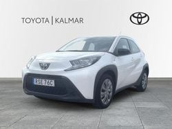 Vit Begagnad 2022 Toyota Aygo X-play Halvkombi | 174 900 kr (Bra pris)