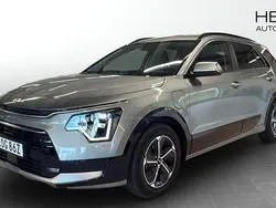 Grå (grey) Begagnad 2022 Kia Niro Advance SUV | 329 900 kr (Dyr)