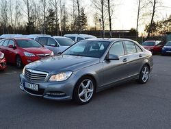 Grå Begagnad 2013 Mercedes C200 Sedan | 149 900 kr (Marknadspris)