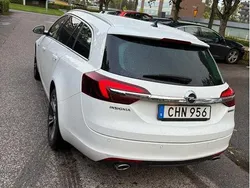 Vit Begagnad 2014 Opel Insignia Business Kombi | 85 000 kr (Marknadspris)