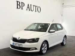 Vit Begagnad 2017 Skoda Fabia Style Halvkombi | 94 900 kr (Marknadspris)