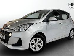 Silver Begagnad 2017 Hyundai i10 Comfort Halvkombi | 99 000 kr (Marknadspris)