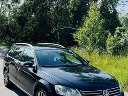 Svart Begagnad 2013 VW Passat Kombi | 104 999 kr (Lite dyr)