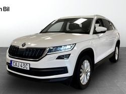 Vit Begagnad 2019 Skoda Kodiaq Style SUV | 299 900 kr (Marknadspris)