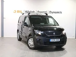 Svart Begagnad 2022 Peugeot E-Partner Minibuss | 262 375 kr (Bra pris)