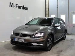 Grå Begagnad 2016 VW Golf Alltrack Kombi | 199 900 kr (Marknadspris)