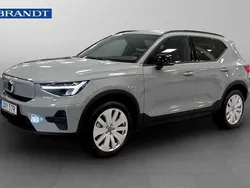 Grå Begagnad 2025 Volvo EX40 Core SUV | 449 900 kr (Bra pris)