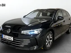 Svart Begagnad 2024 VW Passat Business Kombi | 369 900 kr (Dyr)