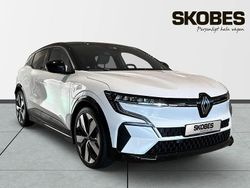 Vit Begagnad 2023 Renault Mégane Techno Halvkombi | 349 900 kr (Lite dyr)