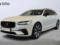 Vit Begagnad 2024 Volvo V90 Plus Kombi | 569 900 kr (Dyr)