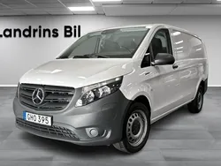 Vit Begagnad 2022 Mercedes e-Vito Minibuss | 493 750 kr