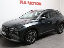 Cypress green pearl Begagnad 2025 Hyundai Tucson Essential SUV | 339 900 kr (Superpris)