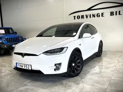 Vit Begagnad 2017 Tesla Model X SUV | 429 000 kr (Dyr)