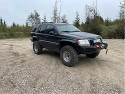 Grå Begagnad 2000 Jeep Grand Cherokee SUV | 34 500 kr