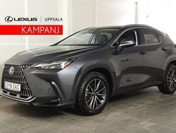 Grå Begagnad 2023 Lexus NX450h+ Business Edition SUV | 569 900 kr (Marknadspris)