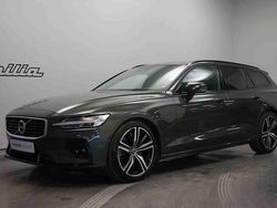 Grå Begagnad 2019 Volvo V60 Kombi | 319 500 kr