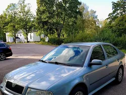 Grå Begagnad 2003 Skoda Octavia Tour Halvkombi | 13 500 kr (Superpris)