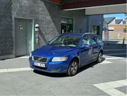 Blå Begagnad 2009 Volvo V50 Kombi | 28 800 kr (Bra pris)