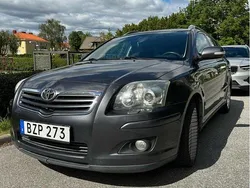 Grå Begagnad 2007 Toyota Avensis Kombi | 34 000 kr (Marknadspris)