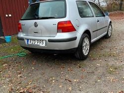 Silver Begagnad 2001 VW Golf IV Comfortline Halvkombi | 17 500 kr (Marknadspris)