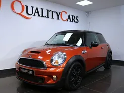 Orange Begagnad 2010 Mini Cooper S Chili Halvkombi | 79 000 kr (Marknadspris)