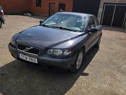 Grå Begagnad 2002 Volvo S60 Sedan | 14 000 kr (Lite dyr)