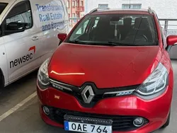 Röd Begagnad 2016 Renault Clio GrandTour Kombi | 56 900 kr (Bra pris)